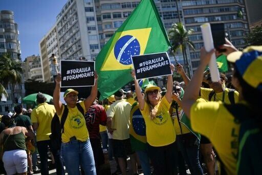Bolsonaro backers rally to praise Trump for Brazil pressure