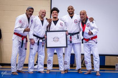 Doctor offers free Brazilian Jui Jitsu classes at Selma Mall 