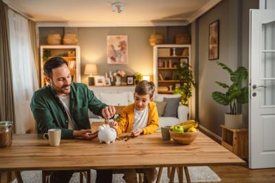 4 Ways to Hit Your Family Savings Goals in 2025