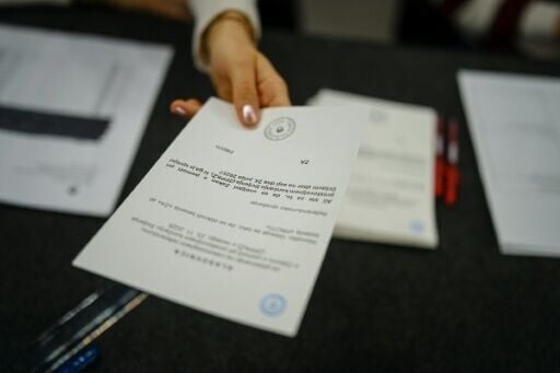 The vote was called after a civil group,gathered 46,000 signatures in favour of a repeat