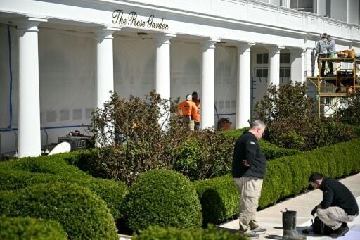 Trump is installing black granite paving stones in the White House Colonnade