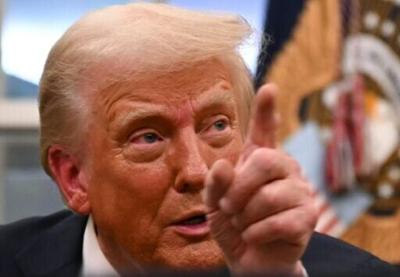 Stocks enjoy 'Trump bump', but oil slumps