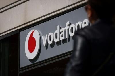 British regulator approves Vodafone UK, Three merger