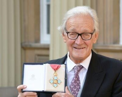 Douglas-Hamilton received a Commander of the Order of the British Empire (CBE) in 2015 for his conservation work