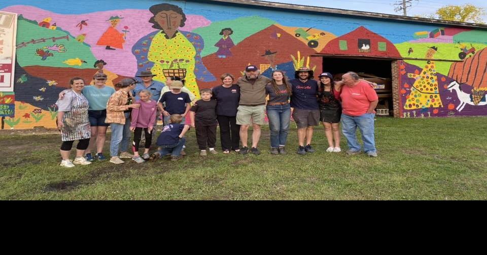 New mural painted in Orrville News