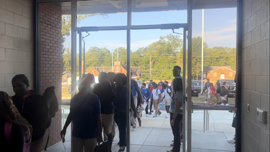 New Linden High School building opens