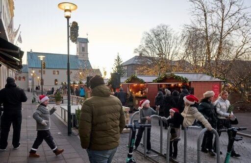 Social Democrats overtake PM's party in Iceland vote