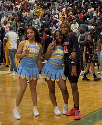 Selma Saints win redemption match against Southside in rivalry game Friday; Lady Saints come up short