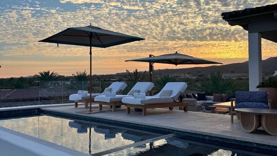 Villa rooftop pool