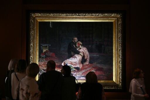 Russians are increasingly turning to culture and art to detach