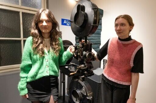 'Let out your inner granny': Knits at the flicks craze grips Vienna