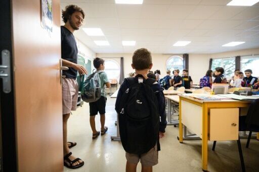 France to introduce new sex education guidelines in schools