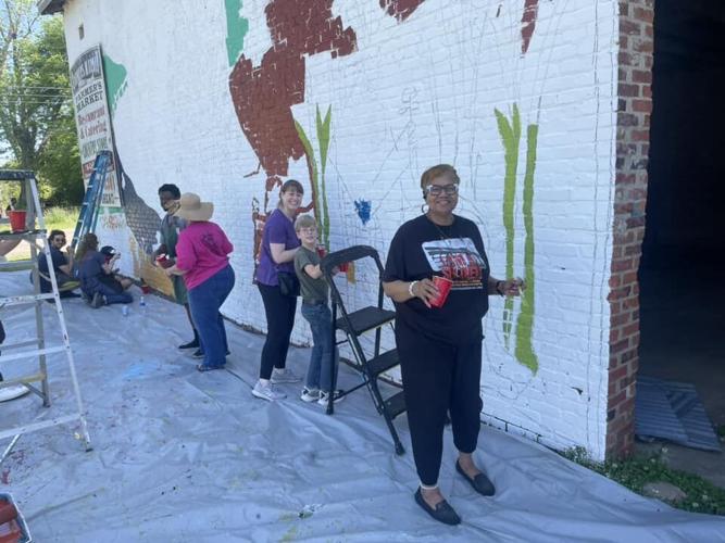 Selma artist completes 10th mural in the Black Belt