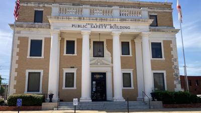 Selma police department from front