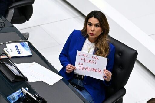 El Salvador abolishes presidential term limits, allowing another Bukele run