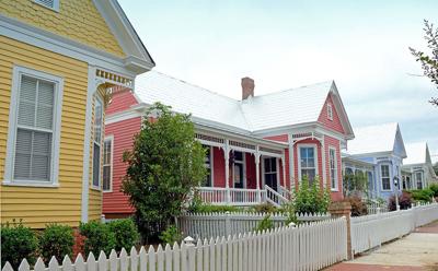 Fair Oaks Square in Selma