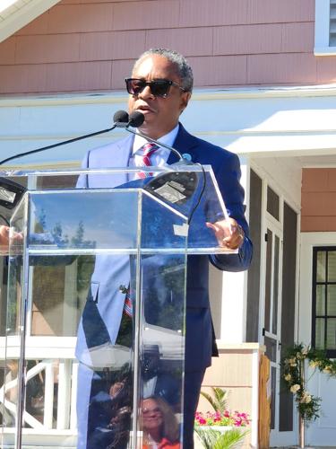 Moss at Jackson Home speaking