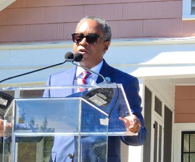Moss at Jackson Home speaking