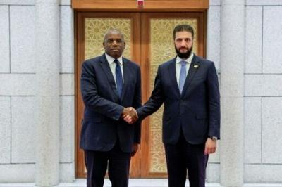 Britain reestablishes full Syria ties as FM visits Damascus