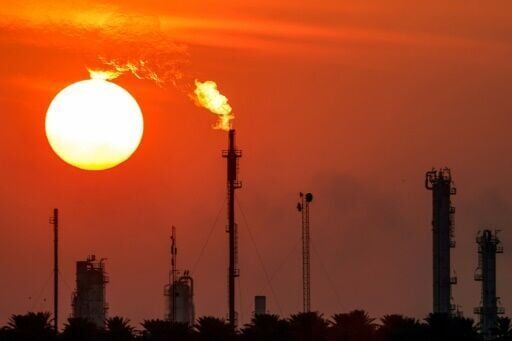 US stocks mostly rise on better inflation data while dollar retreats