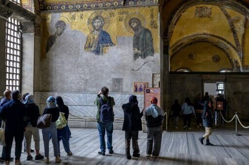 Istanbul's Hagia Sophia prepares for next big quake