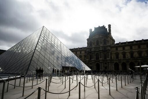 The water leak comes in the wake of the brazen jewellery heist at the Louvre, which shocked France