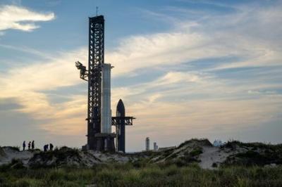 SpaceX aims for Thursday Starship test flight