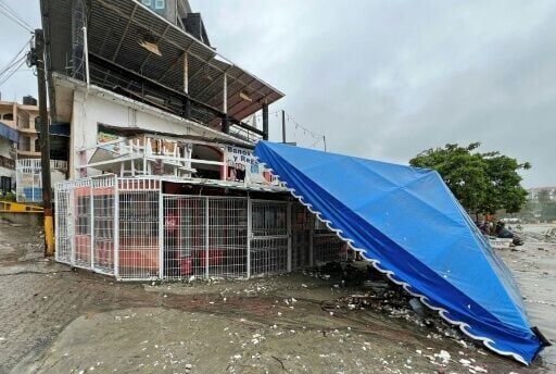 Two dead in Mexico as Hurricane Erick moves on from Mexican coast