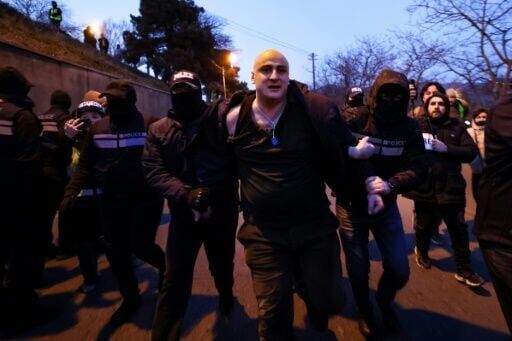 Georgia police arrest two opposition leaders at protest