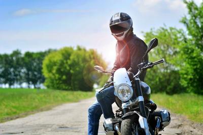 Helmets Save Lives, Head-To-Head Motorcycle Study Finds