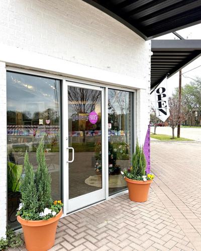 Gallery 905
