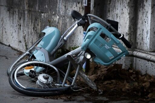 Joy riders give Paris bike share system a flat