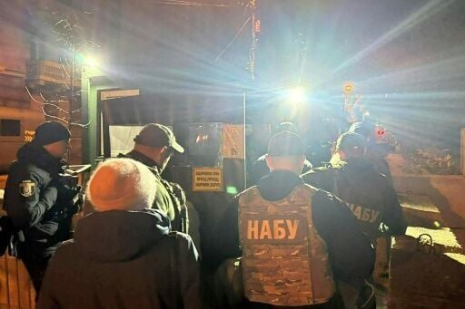 Zelensky removes top aide after anti-graft raids