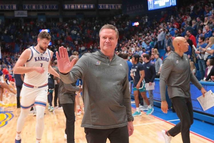Top 25 roundup: No. 15 Marquette pushes past No. 6 Purdue