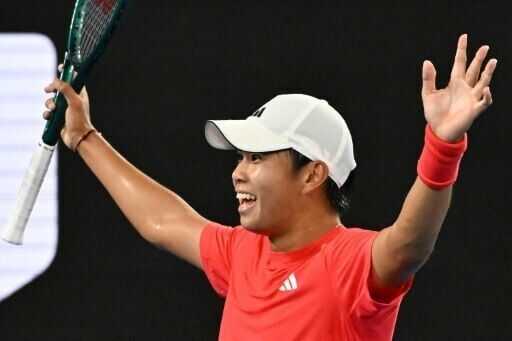 Teen qualifier Tien stuns Medvedev as Sinner roars back in Melbourne