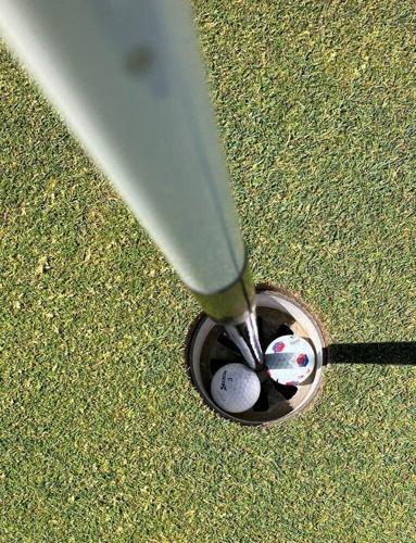 Golf friends gets consecutive holes in one in 156 million-to-one feat