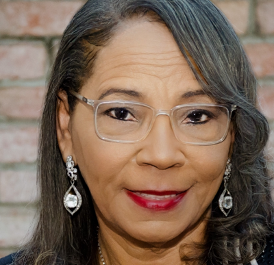 Selma educator honored with 'Excellence in Education' award by Women Shaping Our Community