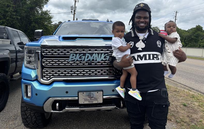 Jeremiah Wright with babies