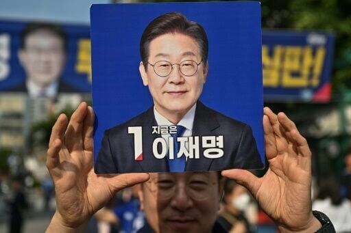 Great hex-pectations: shamans divided on South Korea's political destiny