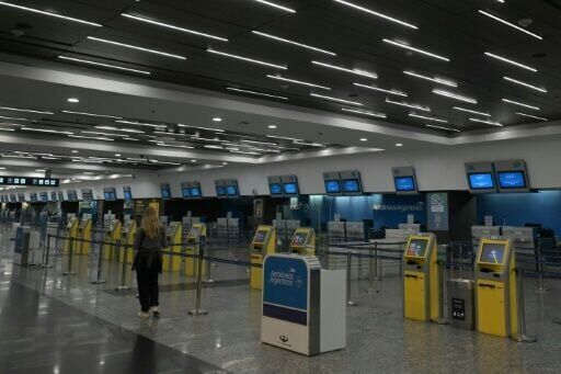 Argentina braves 24-hour strike as it awaits word on IMF loan