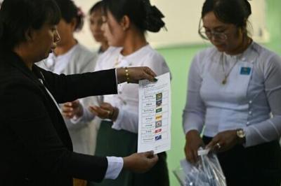 Myanmar's dominant pro-military party is 'winning a majority' in the first phase of junta-run elections, a party source told AFP