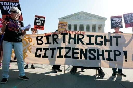 Supporters of birthright citizenship outside the US Supreme Court