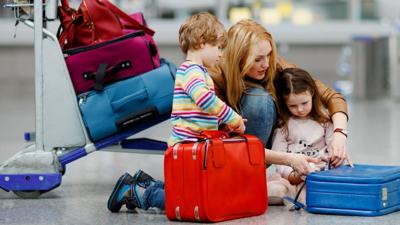 Experts Share Tips on Traveling With Kids This Holiday Season