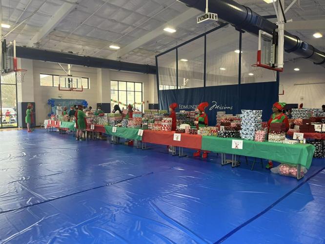 Edmundite Missions celebrates Christmas with Santa, gifts for children