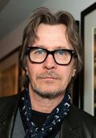 Arise Sir David! Football legend Beckham knighted