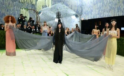 Madonna needed seven ladies-in-waiting to help with her Met Gala outfit
