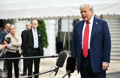 Trump orders deportation drive targeting Democratic cities