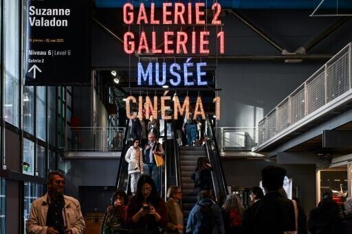 Art lovers mob Paris's Pompidou Centre ahead of five-year closure