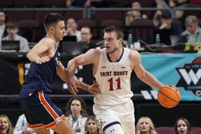 No. 19 Saint Mary's routs Pepperdine to reach WCC title game