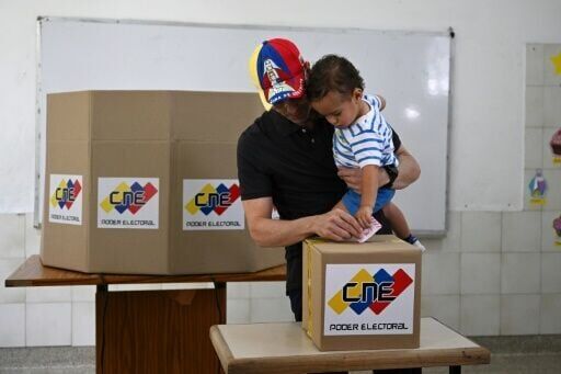 Venezuela election boycott powers Maduro party triumph